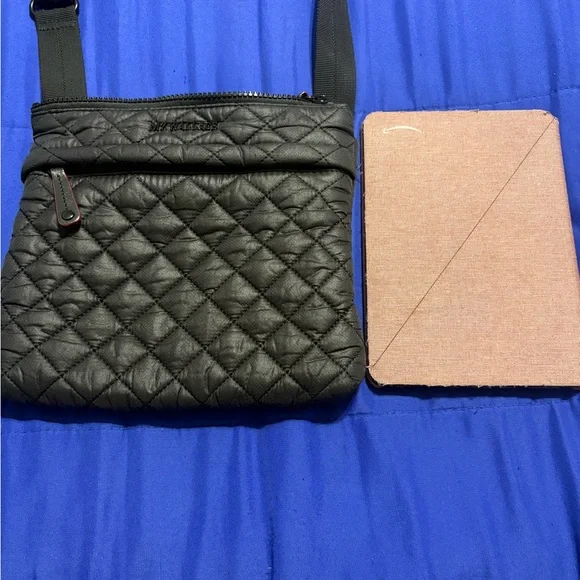 Vera Bradley Black Quilted Crossbody Bag - Picture 3 of 6